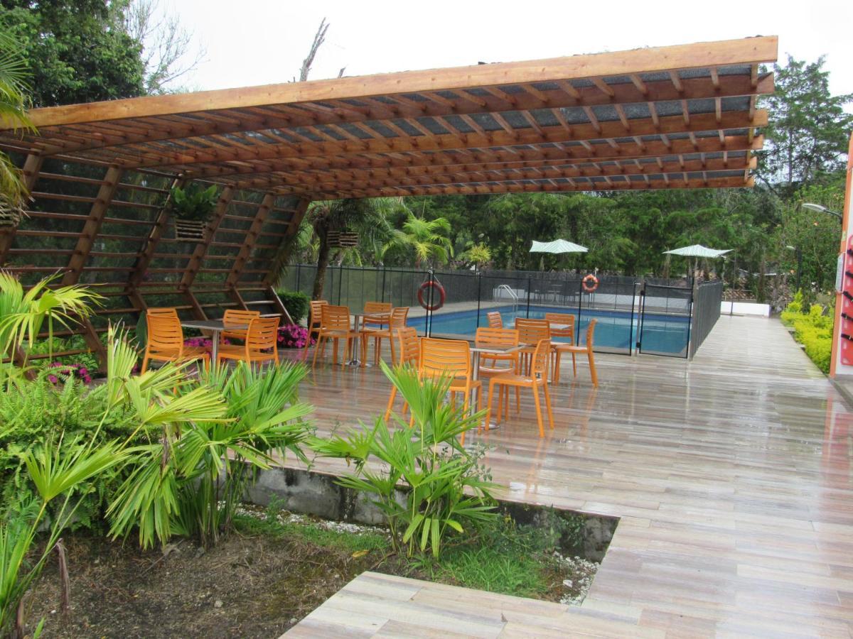 Hotel Yalconia San Augustin Bagian luar foto