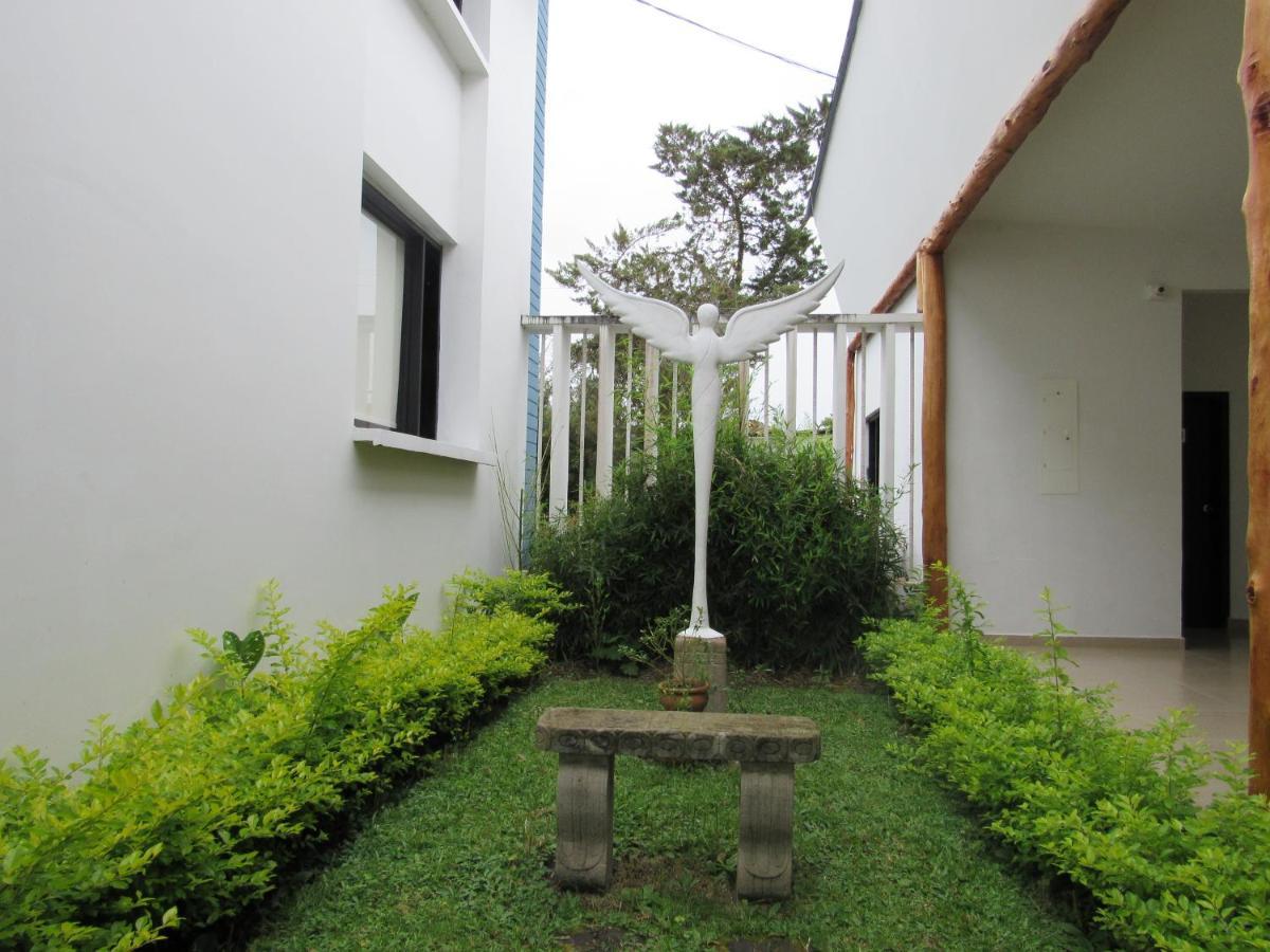 Hotel Yalconia San Augustin Bagian luar foto